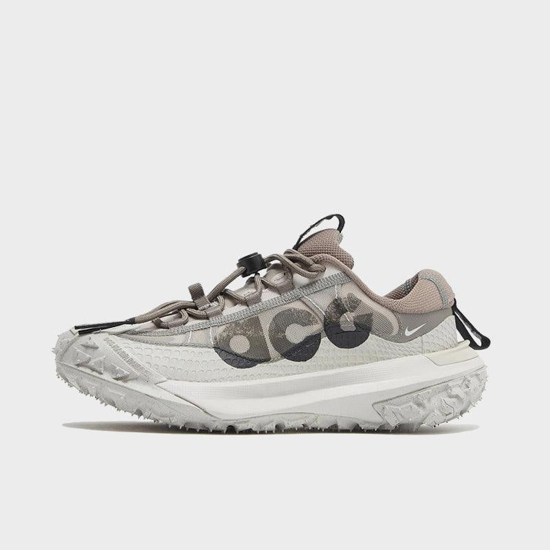 Moon Walker - Men's ACG Mountain Fly Custom