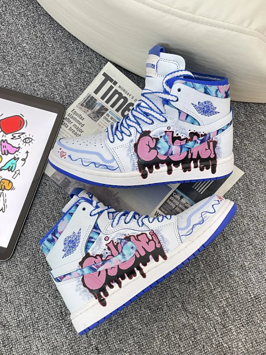 [Custom White Noise, Blue Notes ] Air Jordan 1 High - Top Skateboarding Shoes Unisex White/Blue