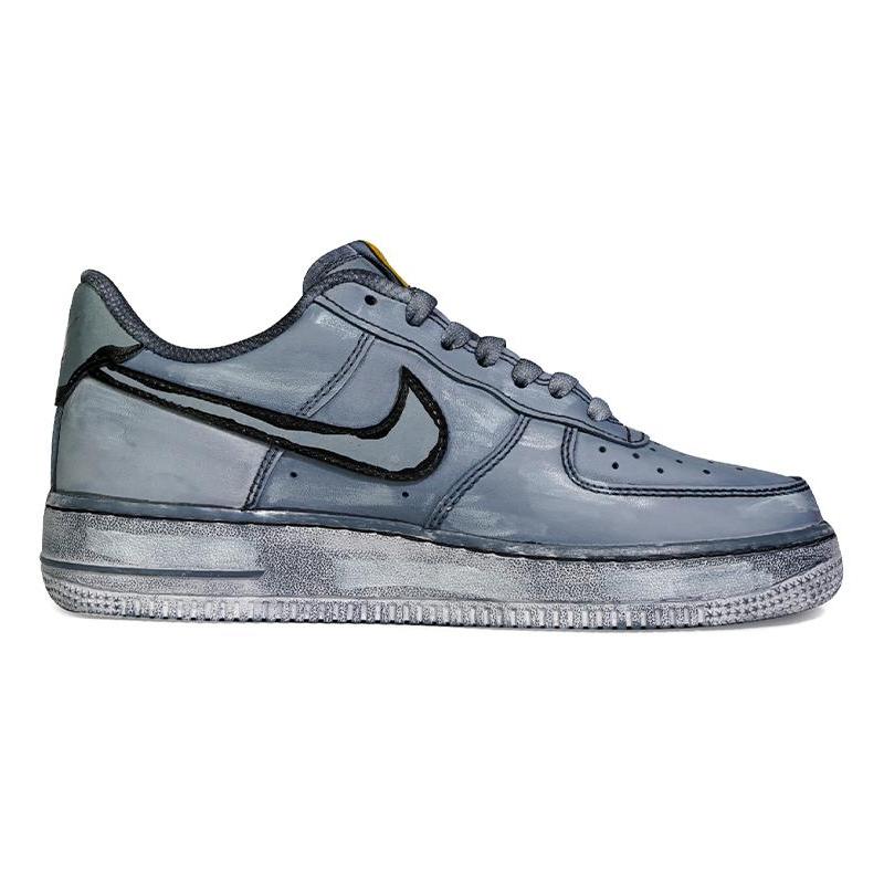 [Custom The smiling face graffiti is tinted with grey]  Air Force 1 Skateboarding Shoes Women's Low-top Gray