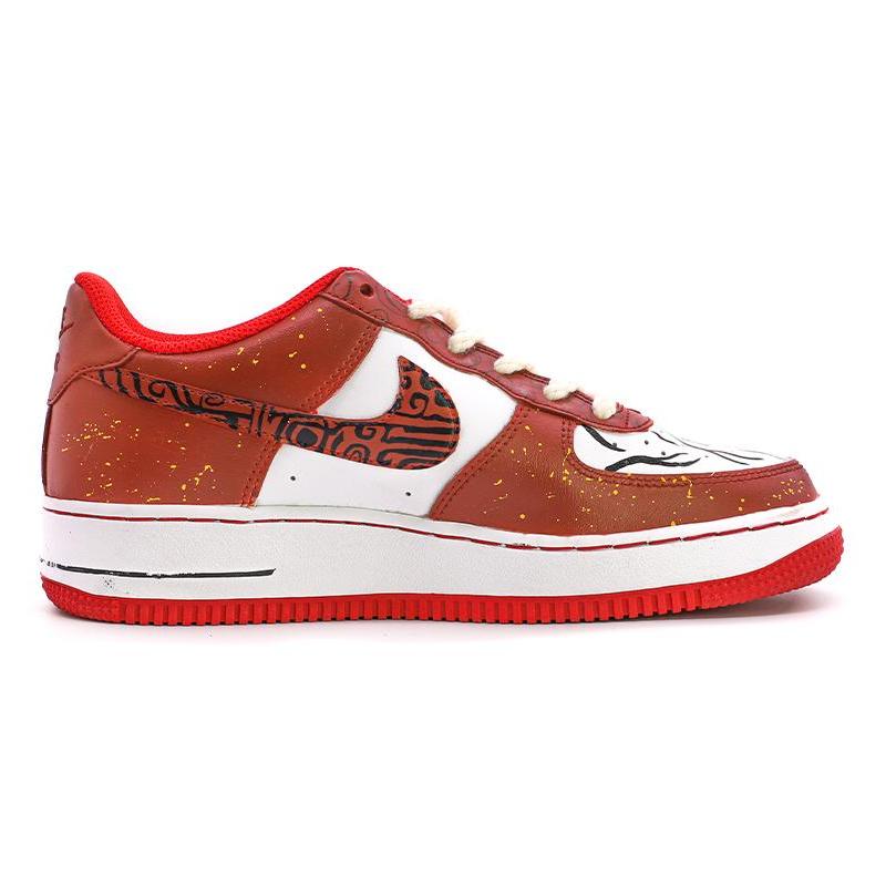 [Custom Black and red Chinese knot for women]  Air Force 1 Skateboarding Shoes Women's
