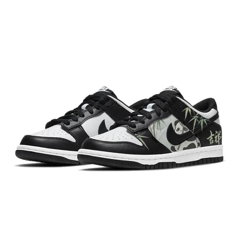[Custom A lucky panda for women]  Dunk Skateboarding Shoes Women's Low-top Black/white/green