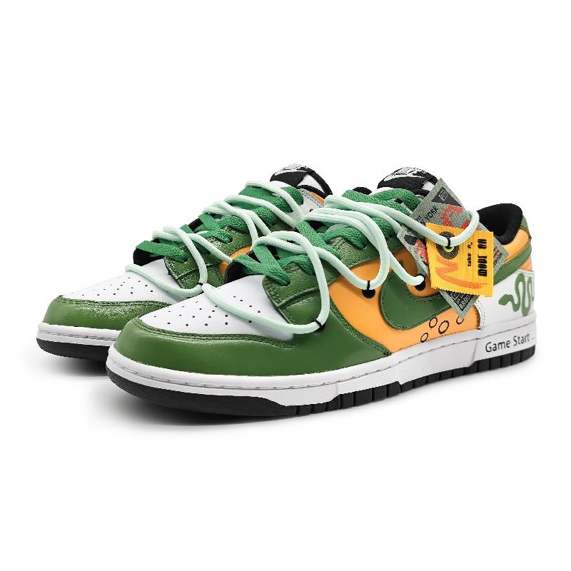 [Custom The female type is greedy for snake green]  Dunk Skateboarding Shoes Women's Low-top Yellow/White