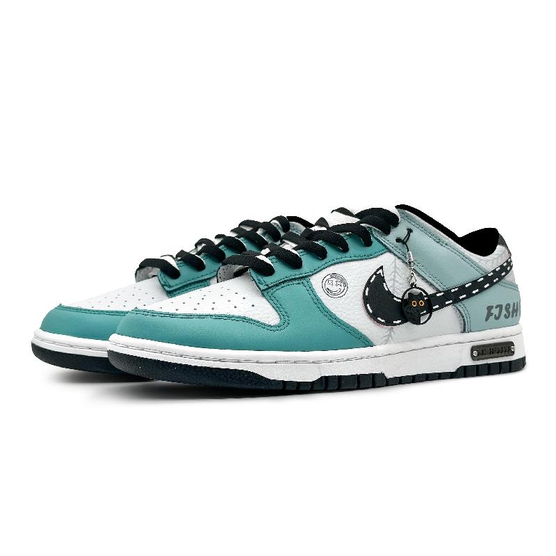 [Custom Playful game Qinghui]  Dunk Skateboarding Shoes Women's Low-top White/black