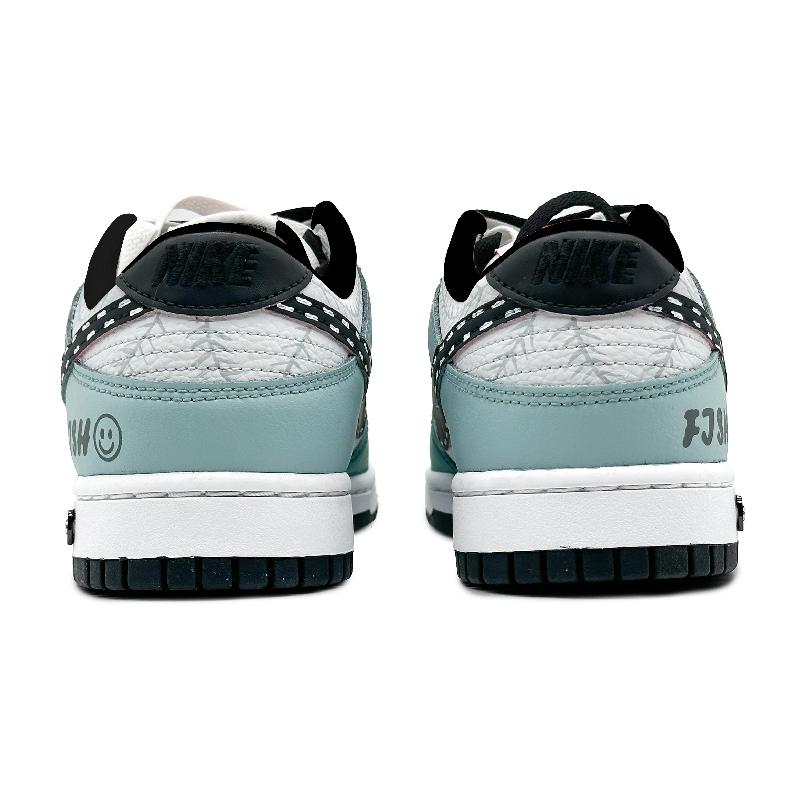 [Custom Playful game Qinghui]  Dunk Skateboarding Shoes Women's Low-top White/black