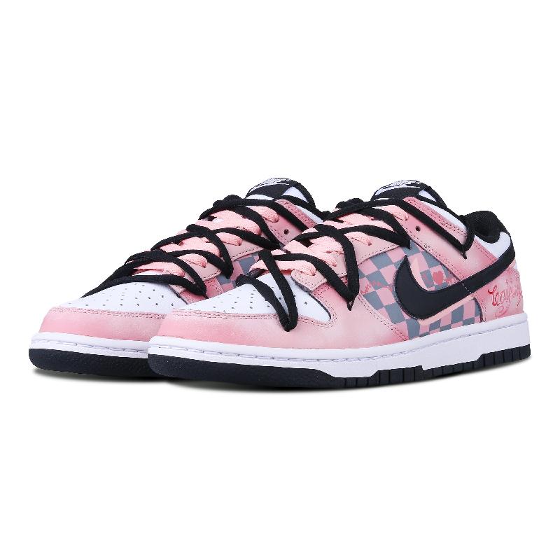 [Custom The female style delicately sniffs the rose]  Dunk Skateboarding Shoes Women's Low-top Black/Pink