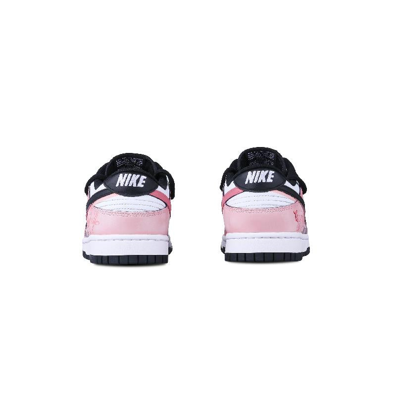 [Custom The female style delicately sniffs the rose]  Dunk Skateboarding Shoes Women's Low-top Black/Pink