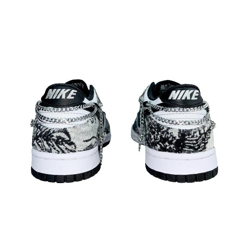 [Custom Night tour in the cool fields]  Dunk Skateboarding Shoes Women's Low-top Black/white