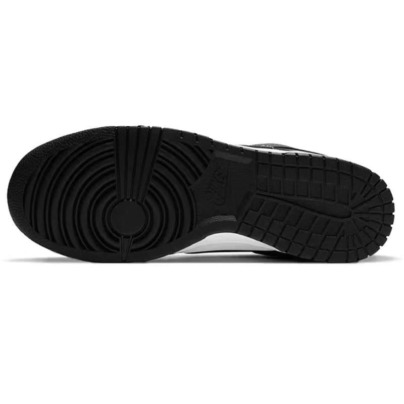 [Custom Night tour in the cool fields]  Dunk Skateboarding Shoes Women's Low-top Black/white