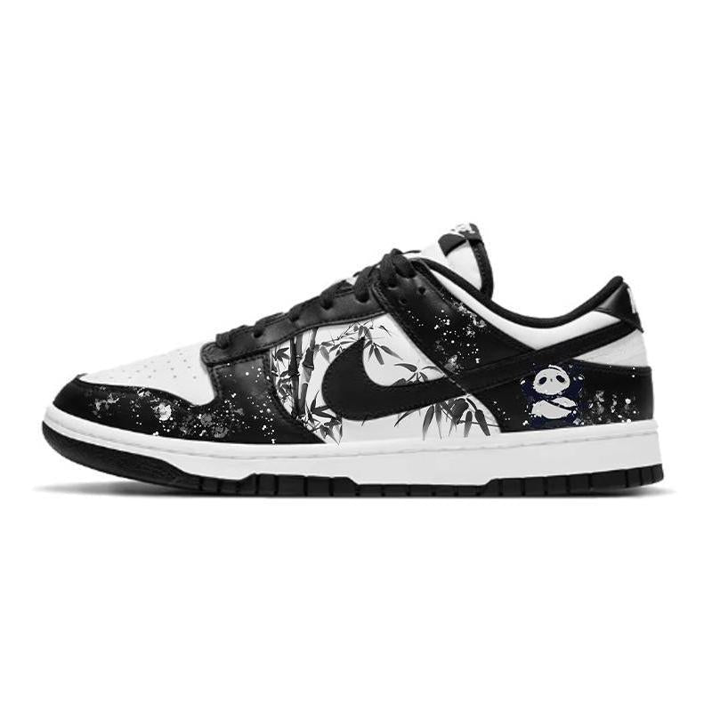 [Custom Little Panda Hero]  Dunk Skateboarding Shoes Women's Low-top White/black