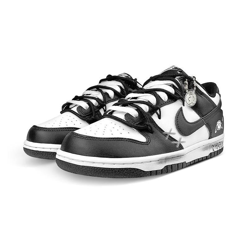 [Custom A happy puppy for women]  Dunk Skateboarding Shoes Women's