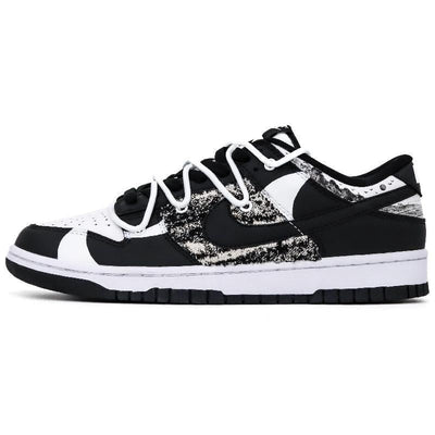 [Custom Moonlit Boat for women]  Dunk Skateboarding Shoes Women's Low-top Black/white