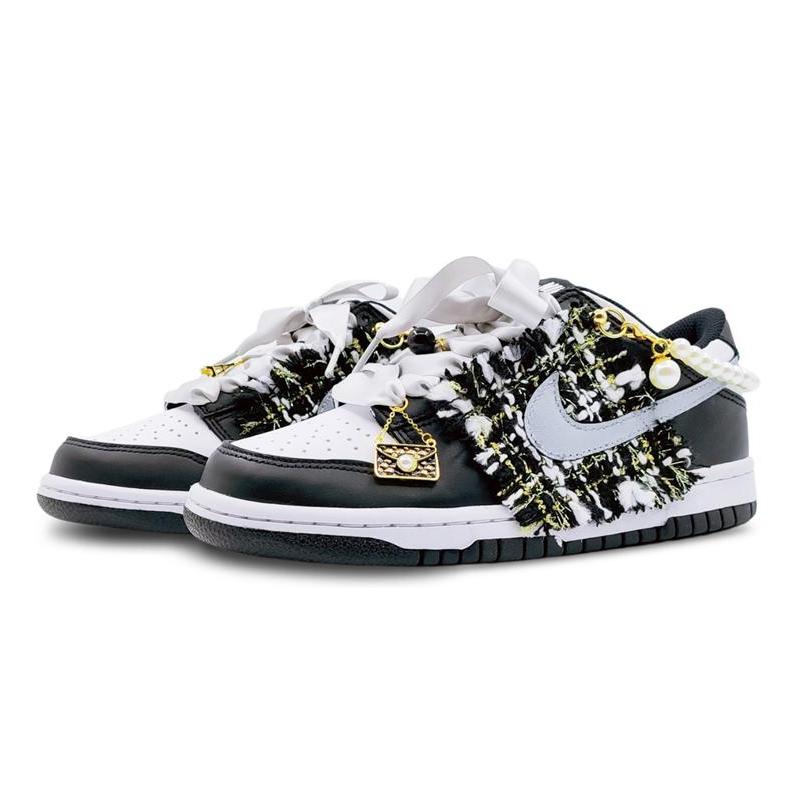 [Custom A black and gold chanka style for women]  Dunk Skateboarding Shoes Women's