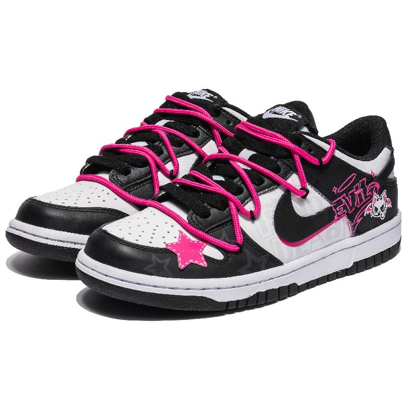 [Custom Female star cat]  Dunk Skateboarding Shoes Women's Low-top Black
