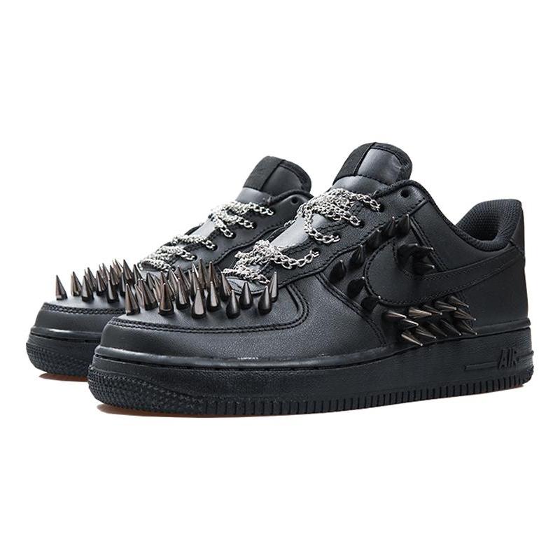 [Custom Pure black punk rivets]  Air Force 1 Skateboarding Shoes Men Low-top Black