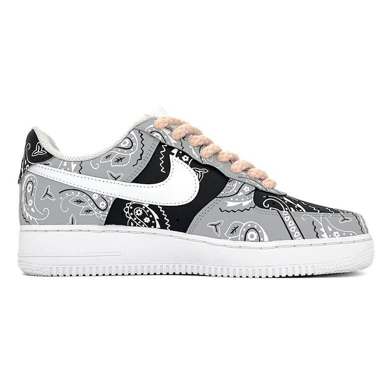 [Custom Four men's spray-painted black, white and gray cashew flower]  Air Force 1 Skateboarding Shoes Men
