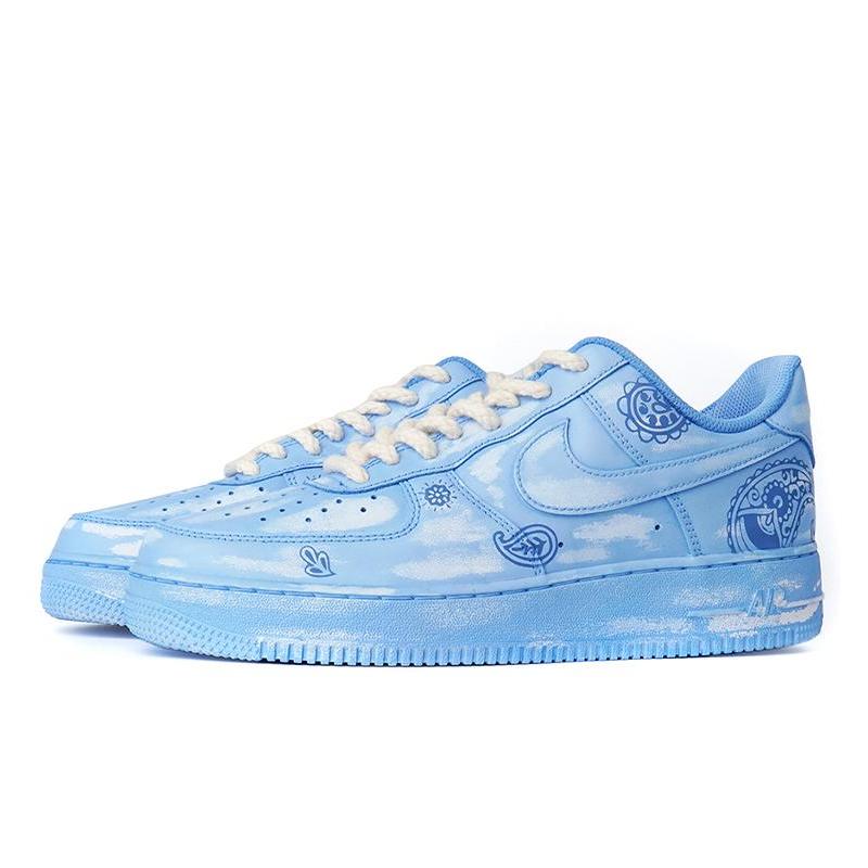[Custom The men's and women's cashew flower styles have a worn-out blue and white look]  Air Force 1 Skateboarding Shoes Unisex