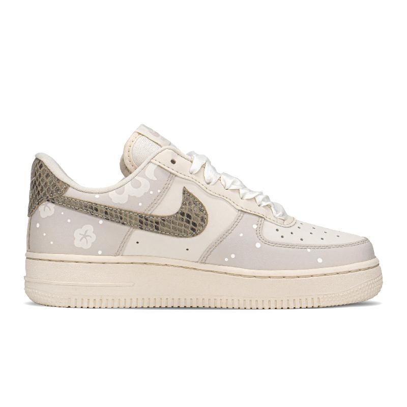 [Custom AFl fallen flowers]  Air Force 1 Skateboarding Shoes Women's