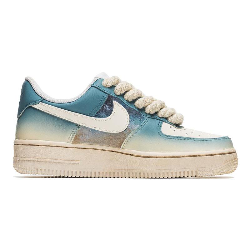 [Custom Denim retro gradient blue C]  Air Force 1 Skateboarding Shoes Women's Low-top Blue/beige