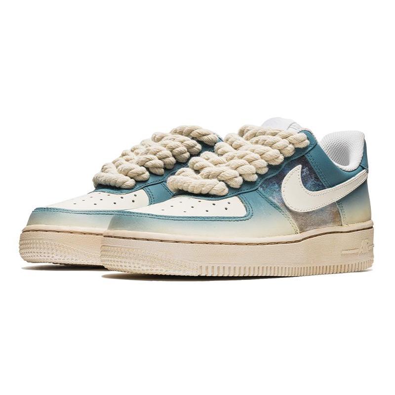 [Custom Denim retro gradient blue C]  Air Force 1 Skateboarding Shoes Women's Low-top Blue/beige