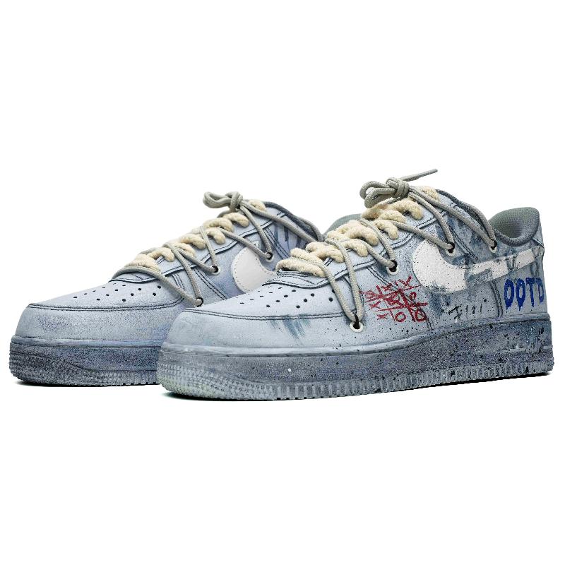 [Custom The female style is stained with graffiti on the cement wall]  Air Force 1 Skateboarding Shoes Women's