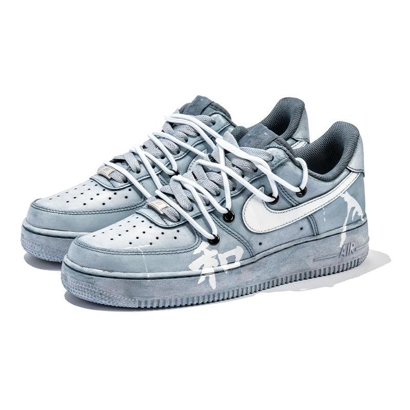 [Custom Women's style and light blue]  Air Force 1 Skateboarding Shoes Women's Low-top Light Blue