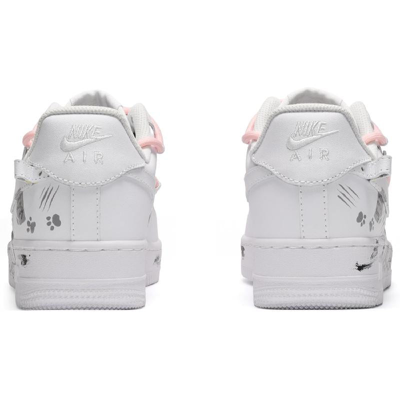 [Custom The female angry cat is in black, white and grey]  Air Force 1 Skateboarding Shoes Women's Low-top Black/white/gray