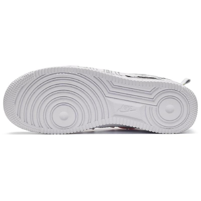 [Custom The female angry cat is in black, white and grey]  Air Force 1 Skateboarding Shoes Women's Low-top Black/white/gray