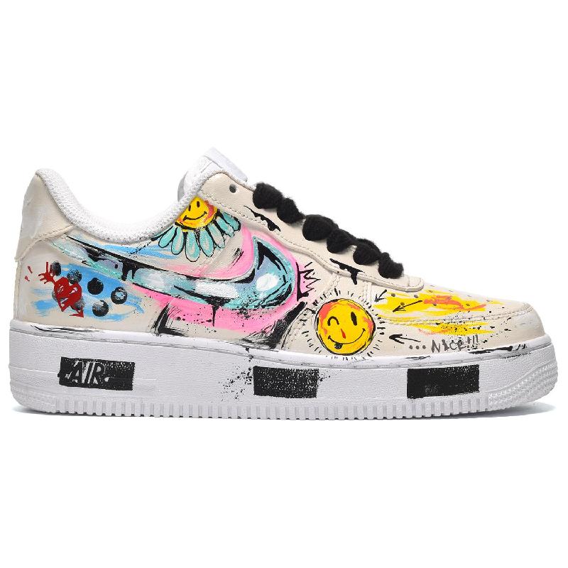 [Custom Women's heart-shaped small daisies in off-white]  Air Force 1 Skateboarding Shoes Women's