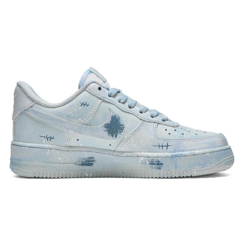 [Custom A female lost plush bear in blue]  Air Force 1 Skateboarding Shoes Women's Low-top Blue