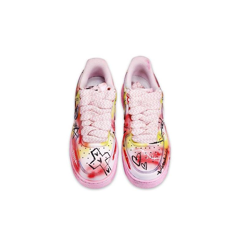 [Custom Women's artistic graffiti pink]  Air Force 1 Skateboarding Shoes Women's Low-top Pink