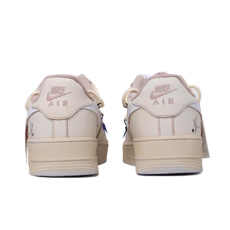 [Custom The Female StyleIs Steeped In The Past With White Lychee Flesh]  Air Force 1 Skateboarding Shoes Unisex