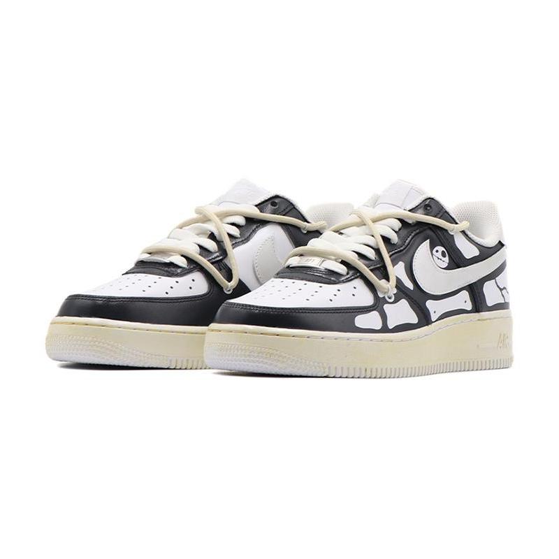 [Custom The skull's toes are black and white]  Air Force 1 Skateboarding Shoes Women's Low-top Black/white