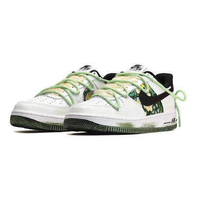 [Custom Female oil painting in black, white and green]  Air Force 1 Skateboarding Shoes Women's Low-top Black/White/Green