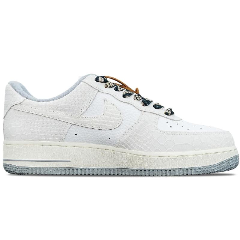 [Custom Black hook embroidery with golden dragon patterns]  Air Force 1 Skateboarding Shoes Women's