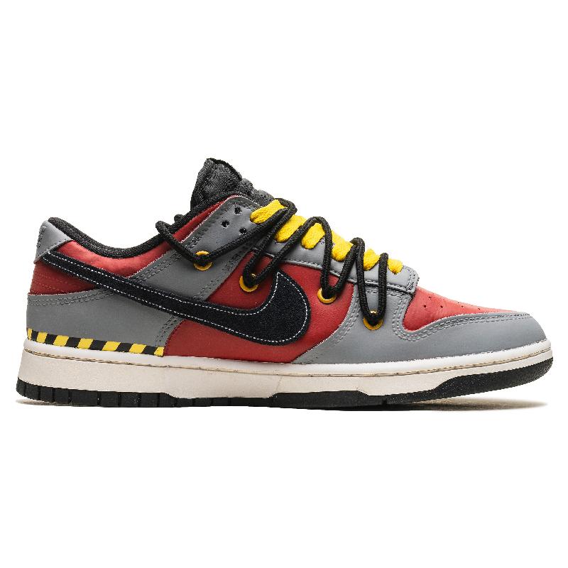 [Custom The evening clouds are ablaze with red]  Dunk Skateboarding Shoes Unisex Low-top Gray/Yellow