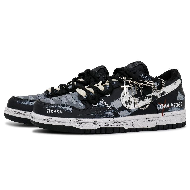 [Custom Male arrogant knight]  Dunk Skateboarding Shoes Men Low-top Black/grey/white