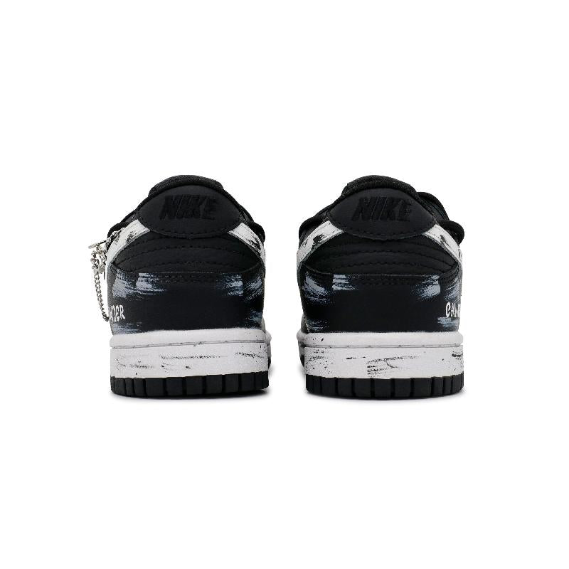 [Custom Male arrogant knight]  Dunk Skateboarding Shoes Men Low-top Black/grey/white