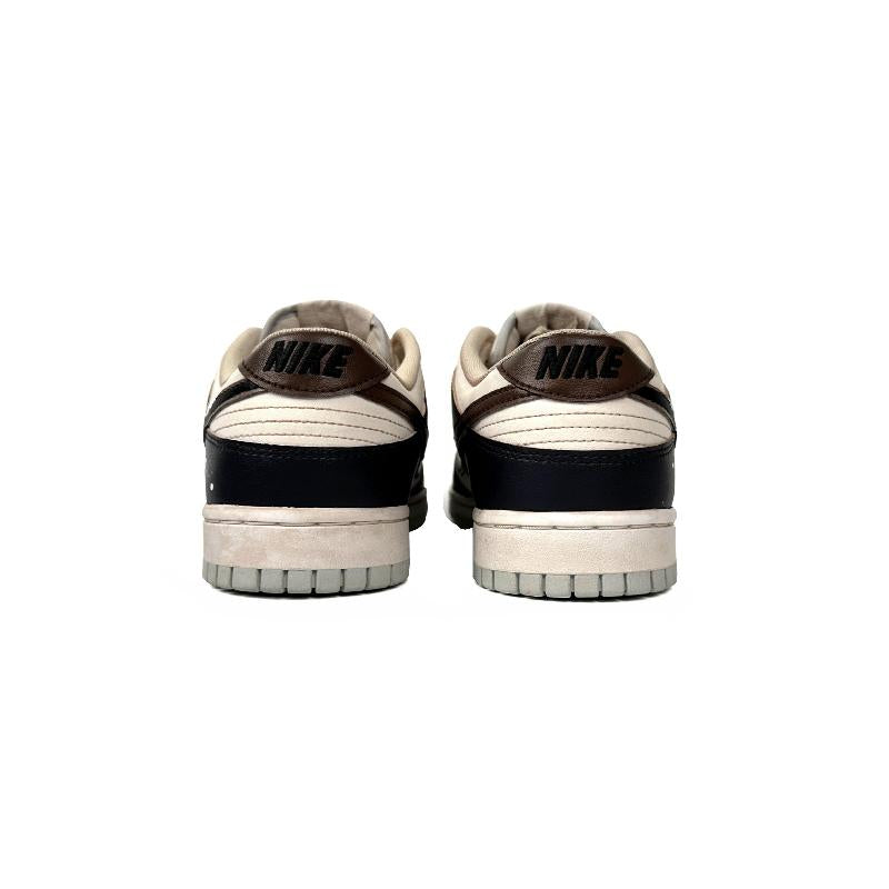 [Custom Black, red and green for men on a snowy Christmas night]  Dunk Skateboarding Shoes Men