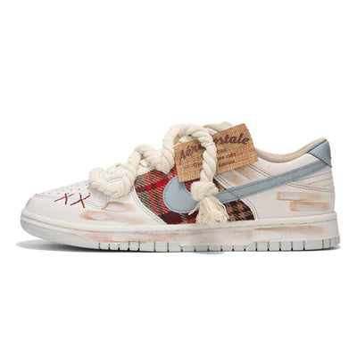 [Custom Men's style: red Scotland, white brown]  Dunk Skateboarding Shoes Men