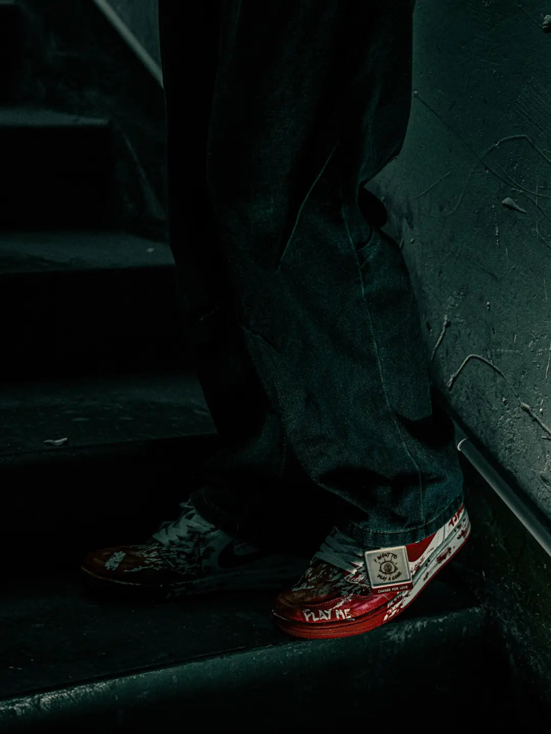 [Custom AF Chainsaw Horror]  Air Force 1 Skateboard Shoes Unisex Low-Top White/Red