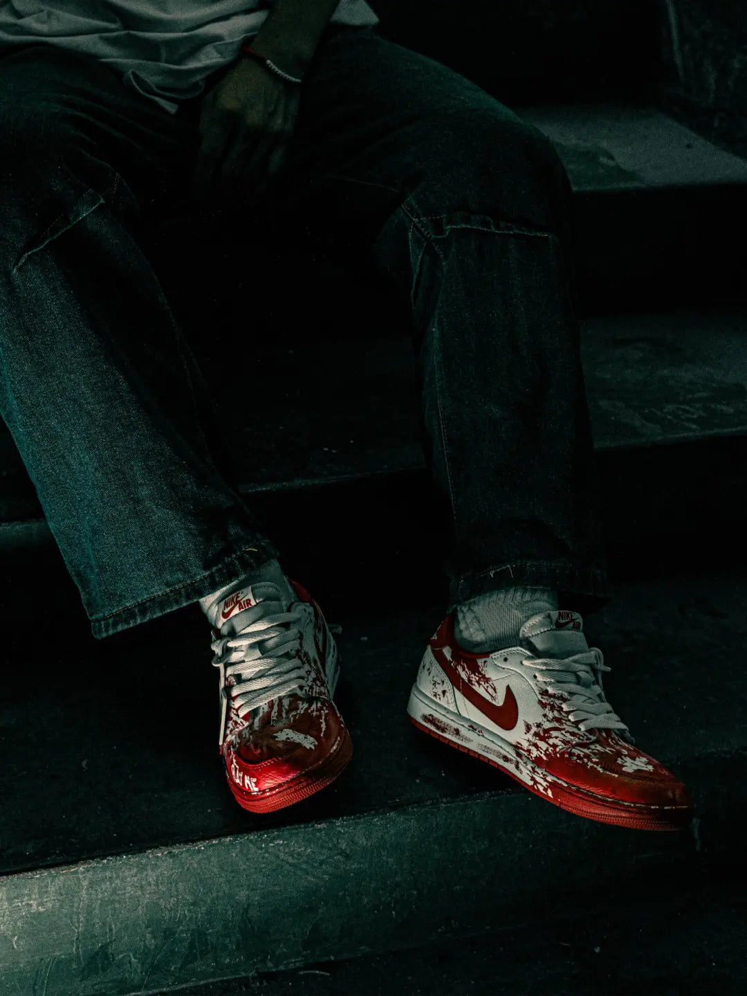 [Custom AF Chainsaw Horror]  Air Force 1 Skateboard Shoes Unisex Low-Top White/Red