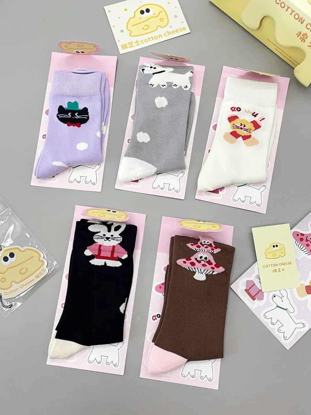 Cute Cartoon Moisture Transferring & Sweat Transferring Comfortable & Breathable Mid Calf Socks 5 Pairs