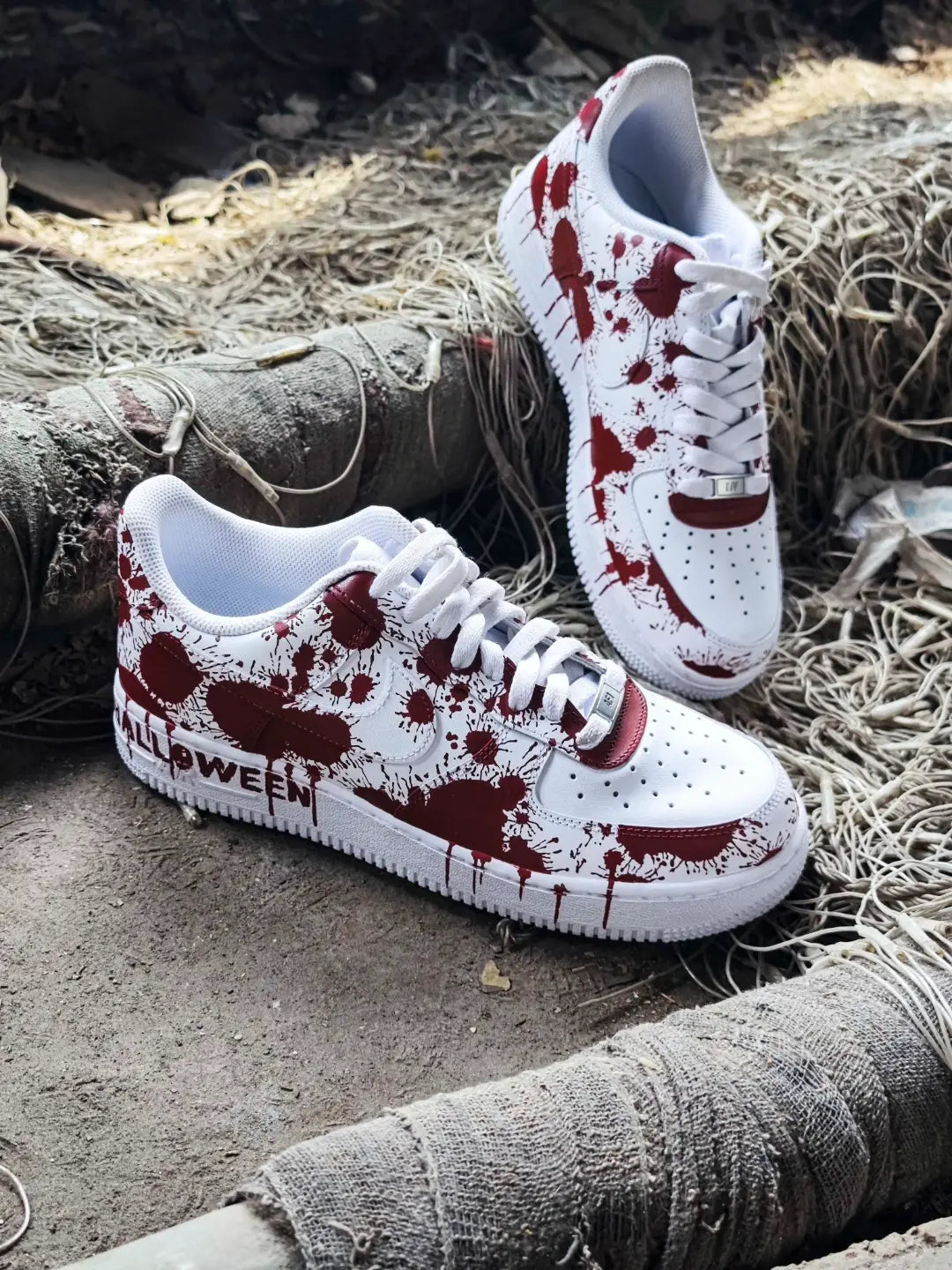 [Customized Cursed Sole] Air Force 1 Low-top Shoes Unisex White/Red Halloween Series