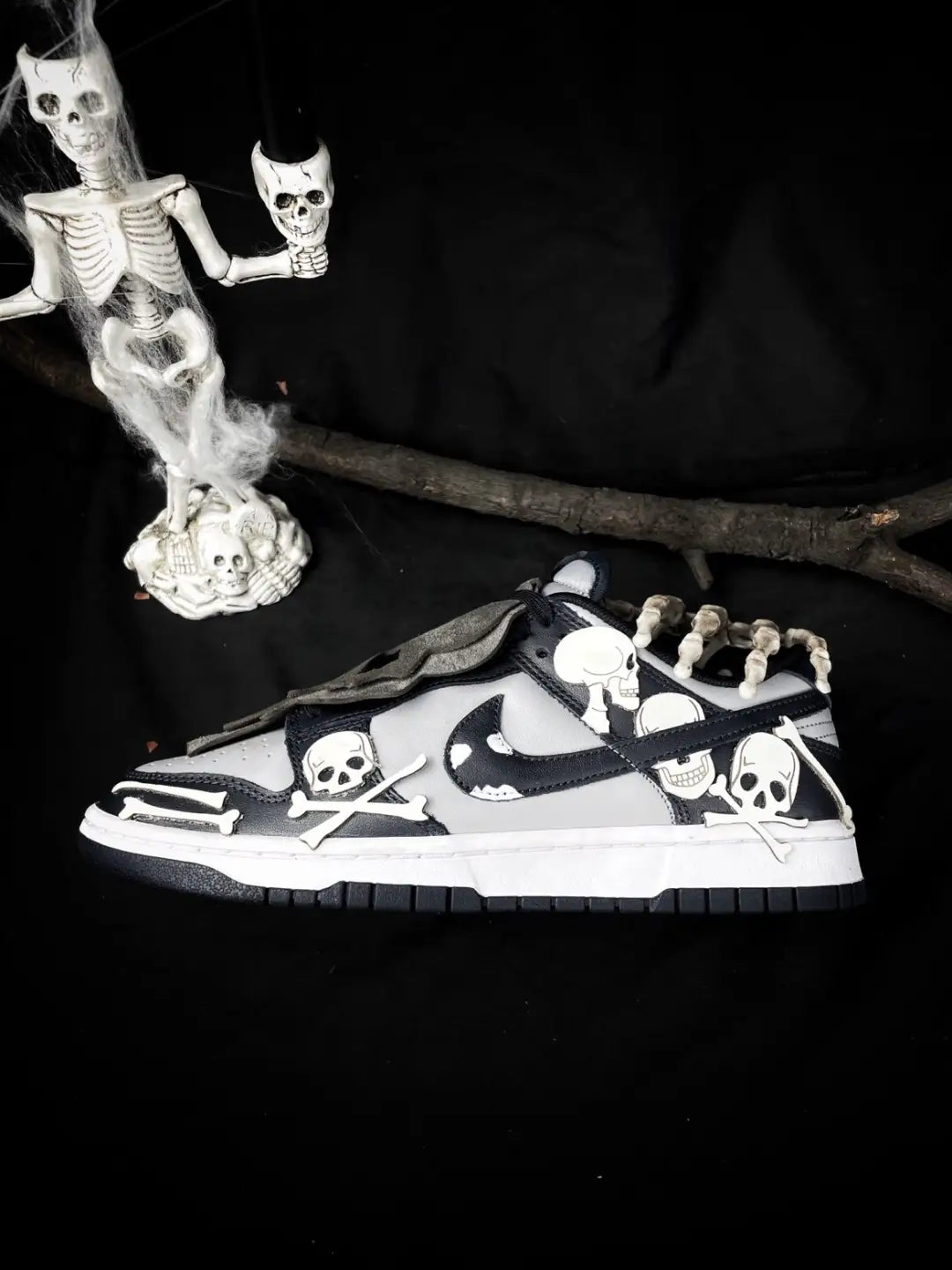 [Custom Ghost Ship] Dunk Skateboarding Shoes Unisex Low-top Grey/Black/White