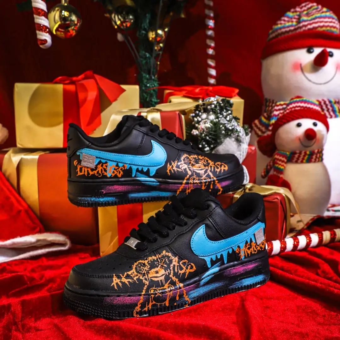 [Custom Men's Christmas Eve bear graffiti]  Air Force 1 Skateboarding Shoes Men
