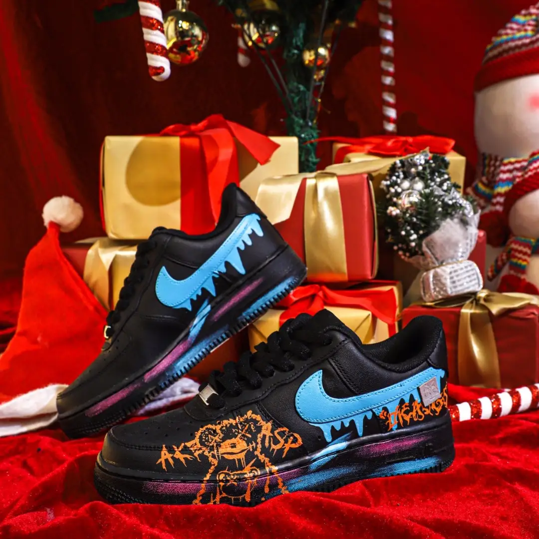[Custom Men's Christmas Eve bear graffiti]  Air Force 1 Skateboarding Shoes Men