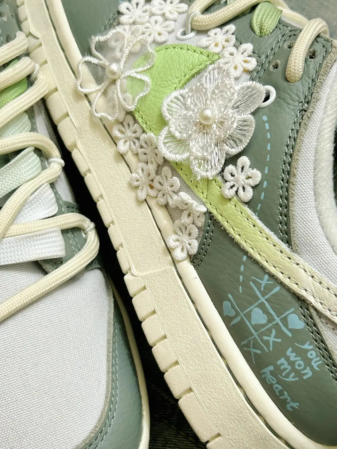 Pearl Confession Letter-  Dunk Skateboarding Shoes Unisex Low-top