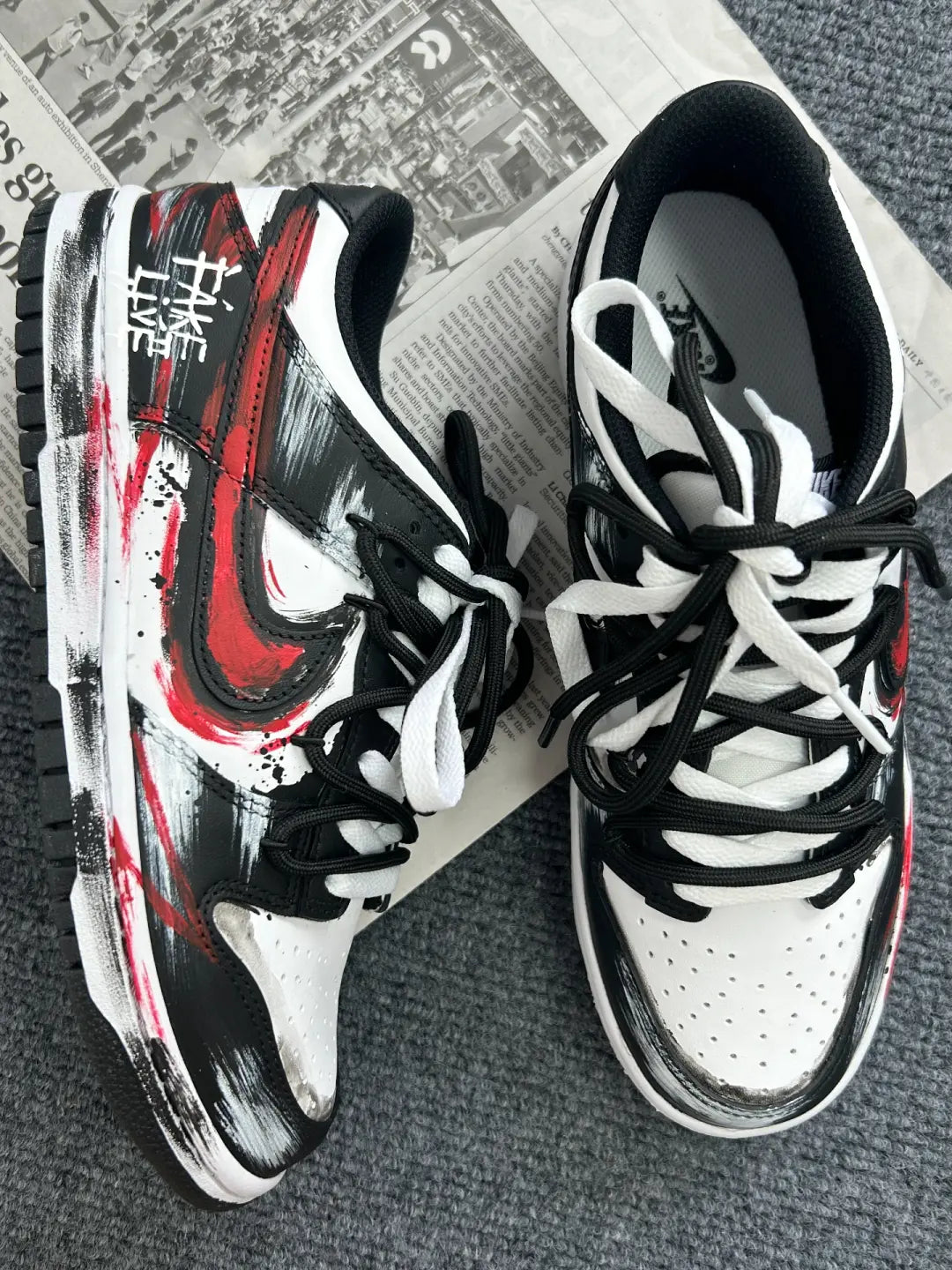 [Custom Nightmare Spell] Dunk Skateboarding Shoes Unisex Black/Red Graffiti