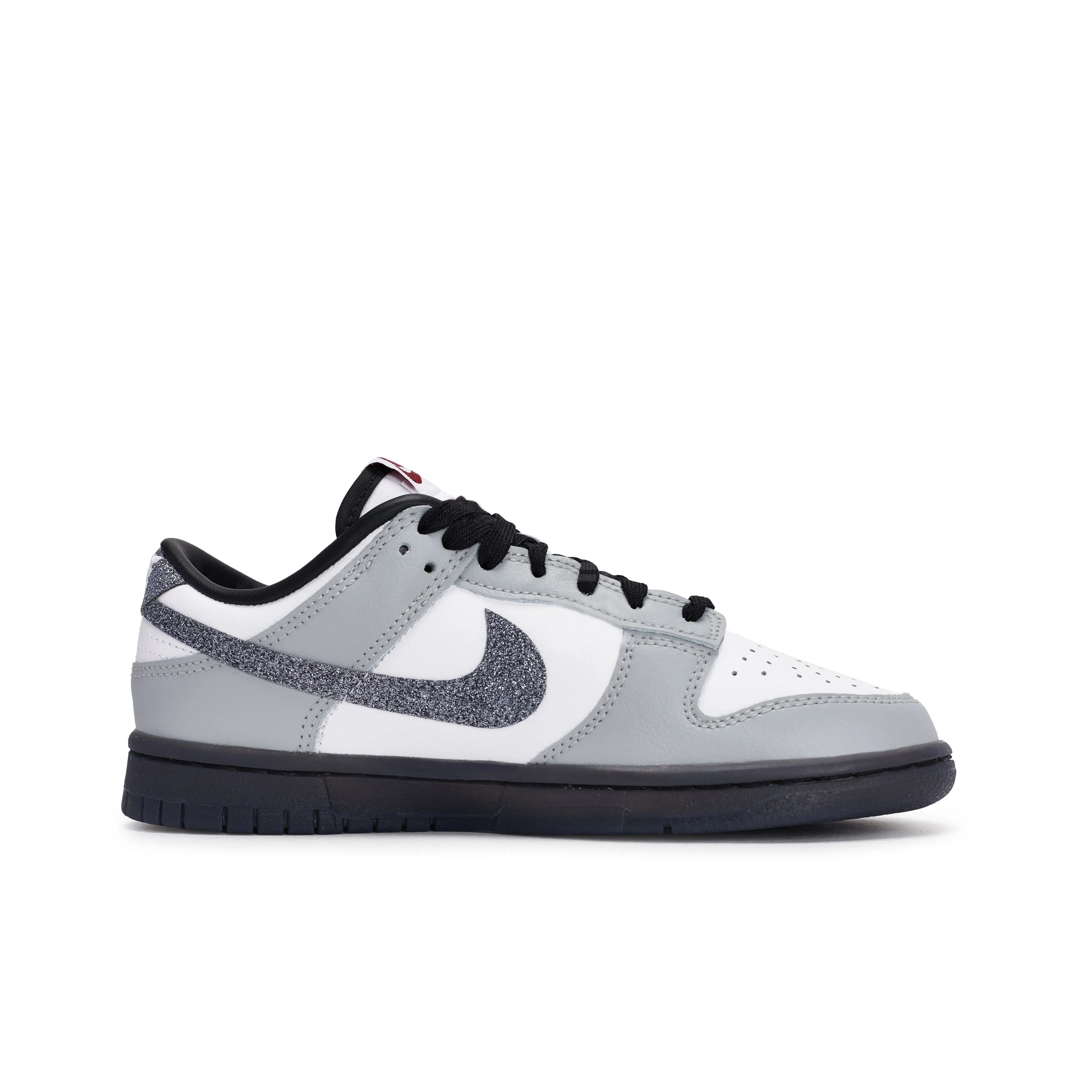 [Customized Stardust Butterfly Dance] Dunk Low-top Shoes Unisex Gray With Diamond Decoration