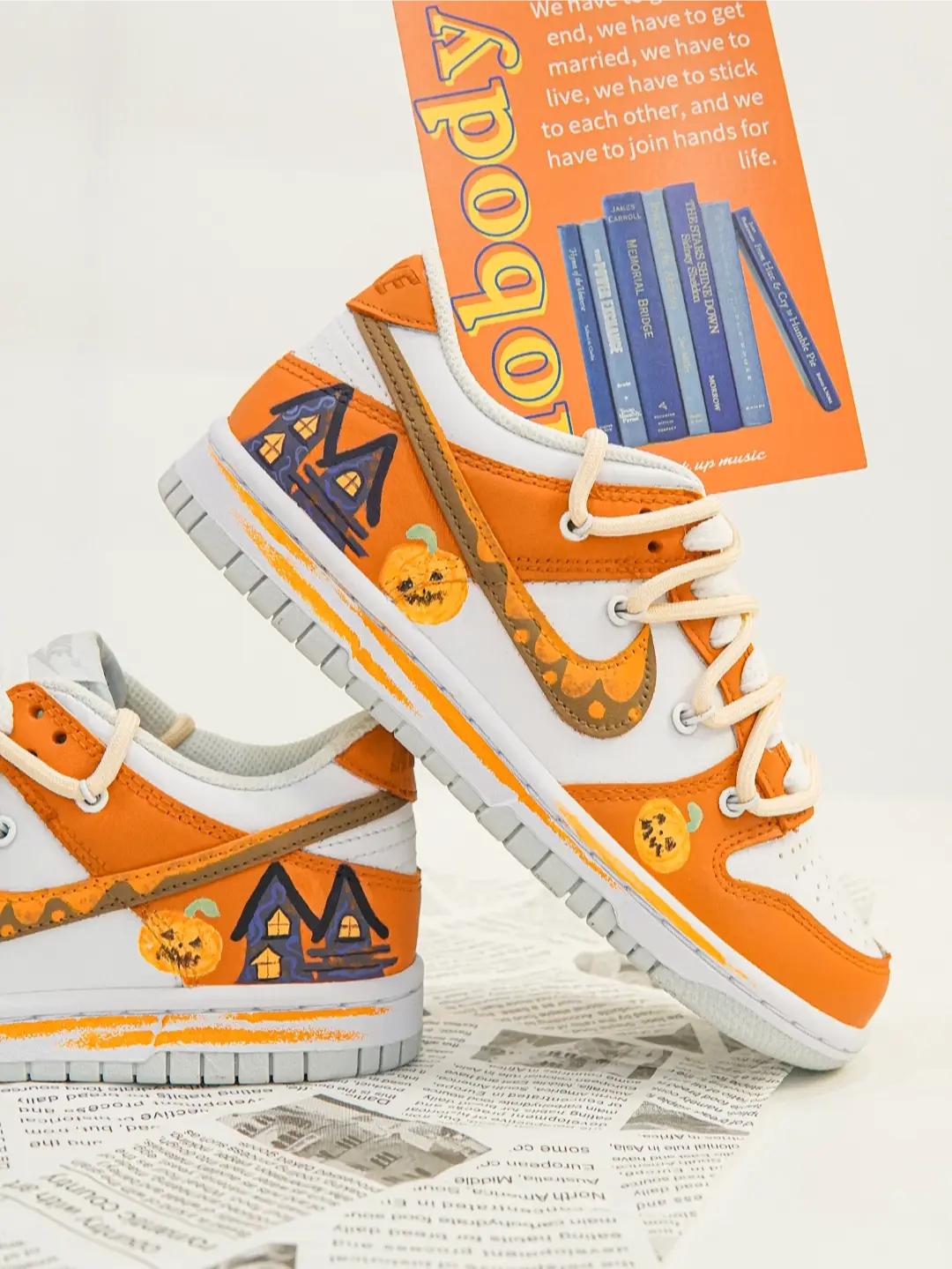 [Custom Witchy Pumpkin's Spooky Night] Dunk Skateboarding Shoes Unisex Low-top Orange/White